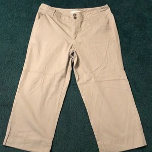Liz Claiborne Capri